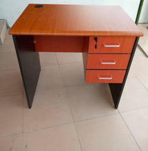 Load image into Gallery viewer, Mini Office Workstation desk 90cm
