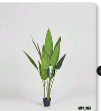 Load image into Gallery viewer, Artificial skybird plant with black planter
