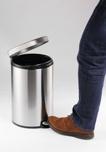 Load image into Gallery viewer, 20 litre steel foot pedal waste bin
