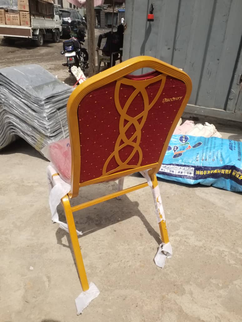 Discovery Red Banquet chairs with back brace