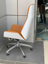 Load image into Gallery viewer, Bentwood Modern  Executive office Chair
