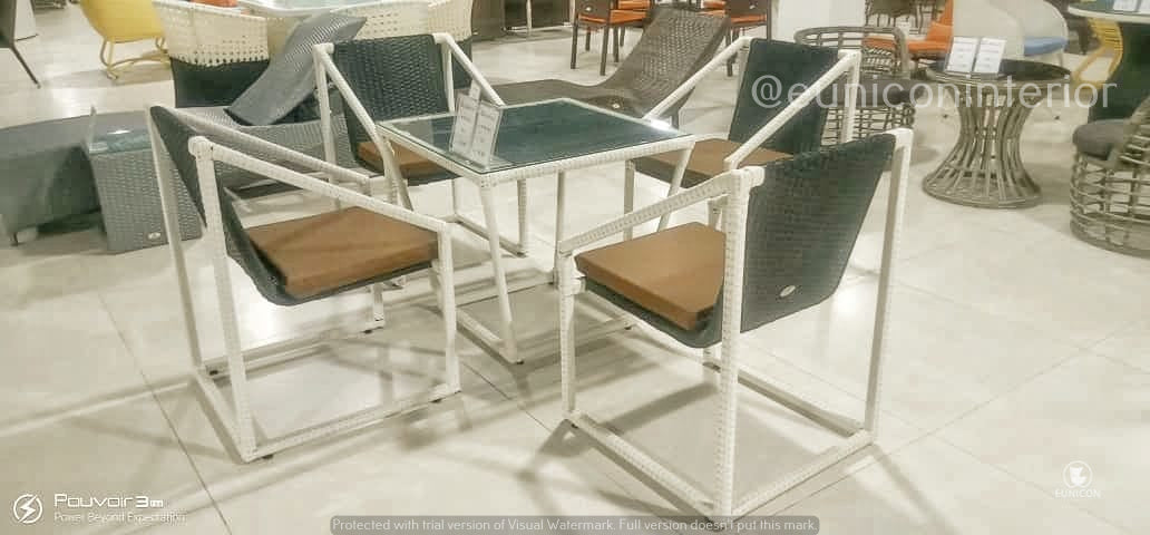 contemporary outdoor furniture set