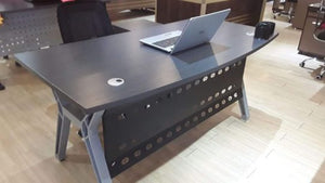Steel wooden executive table 1.6m